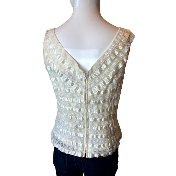 JS Women Ruffle Layered Tank Top Lace Detail V Neck Sleeveless Ivory Size 12 - Picture 2 of 7